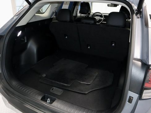 Used 2025 Kia Sportage EX w/ Premium Package FWD image 15