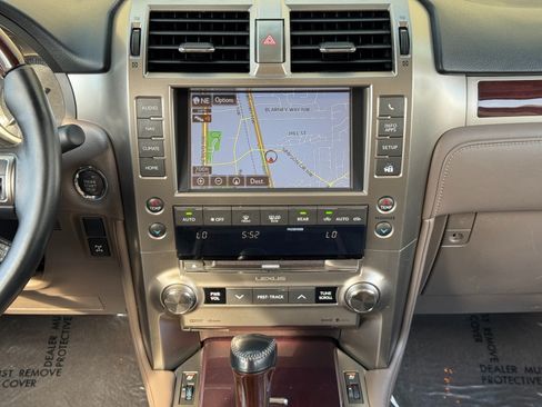 Used 2019 Lexus GX 460 Premium AWD/4WD image 24