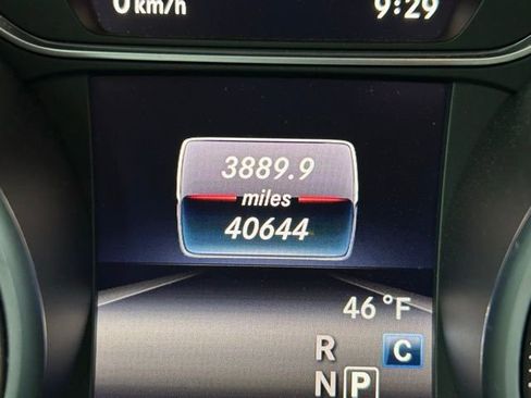 Used 2018 Mercedes-Benz CLA 250 image 12