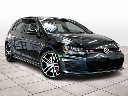 Used 2017 Volkswagen GTI S image 2