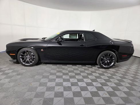 Certified 2023 Dodge Challenger R/T Scat Pack w/ Plus Package image 9