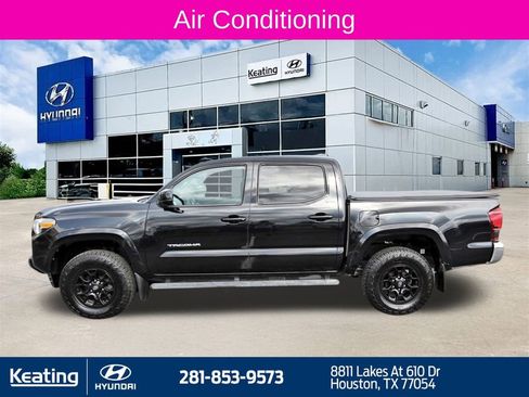 Used 2021 Toyota Tacoma SR5 image 7