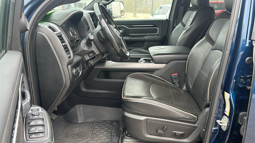 Used 2022 RAM 2500 Laramie AWD/4WD image 16