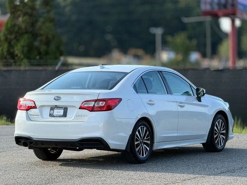 Used 2019 Subaru Legacy 2.5i Premium AWD/4WD image 9