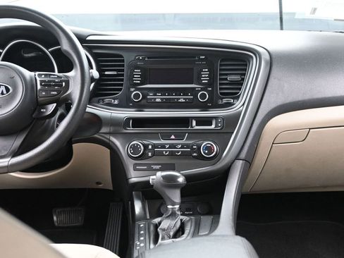Used 2015 Kia Optima LX image 25