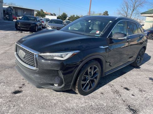 Used 2019 INFINITI QX50 Essential w/ Sensory Package image 2