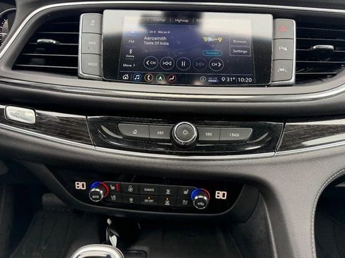 Used 2020 Buick Enclave Avenir w/ Avenir Technology Package image 18
