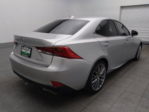 Used 2017 Lexus IS 200t RWD image 9