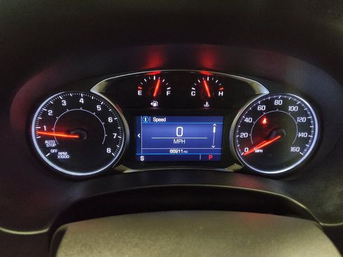 Used 2024 GMC Terrain SLE FWD image 23