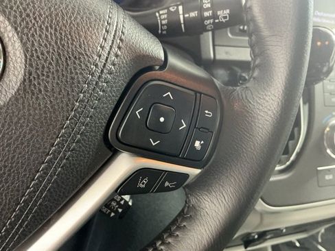 Used 2020 Toyota Sienna XLE Premium image 28