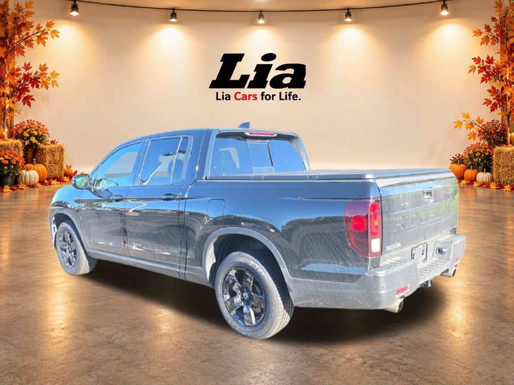 Certified 2024 Honda Ridgeline Black Edition image 5