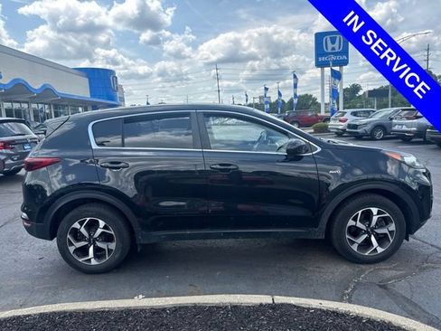 Used 2020 Kia Sportage LX AWD/4WD image 4