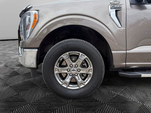 Certified 2022 Ford F150 XLT w/ Equipment Group 302A High image 14