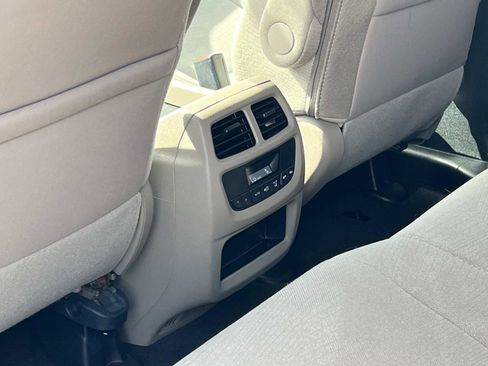 Certified 2018 Honda Pilot EX image 22