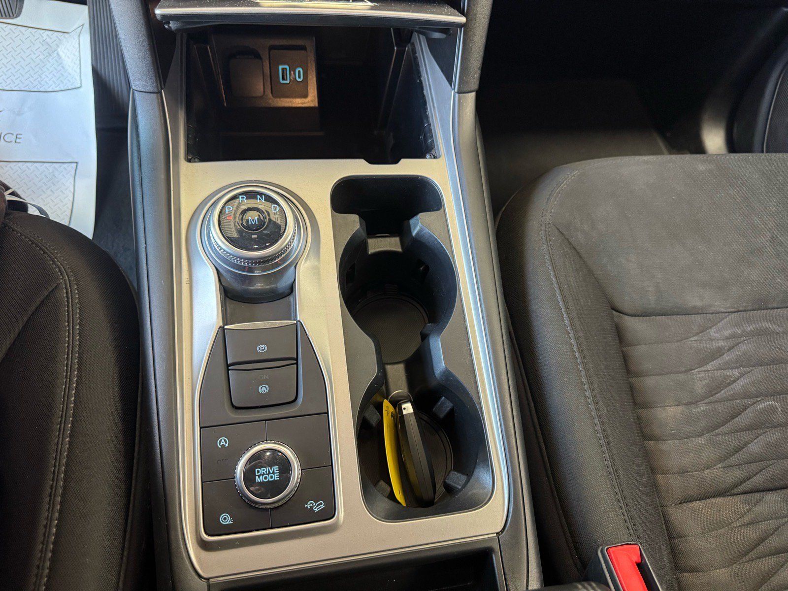 Used 2020 Ford Explorer XLT w/ Comfort Package AWD/4WD image 19