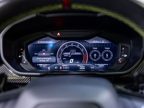 Used 2024 Lamborghini Urus Performante image 40