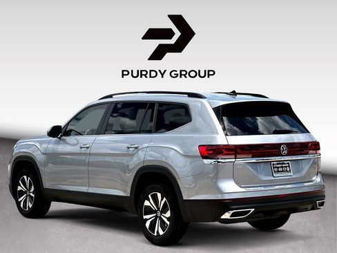 Certified 2026 Volkswagen Atlas SE FWD image 6