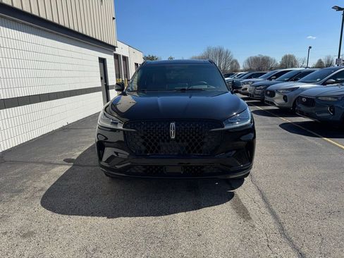 Used 2025 Lincoln Aviator Reserve w/ Equipment Group 201A image 7