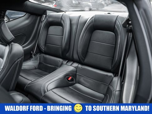 Used 2025 Ford Mustang GT Premium image 34