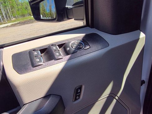 Used 2022 Ford F250 XL w/ Power Equipment Group AWD/4WD image 26