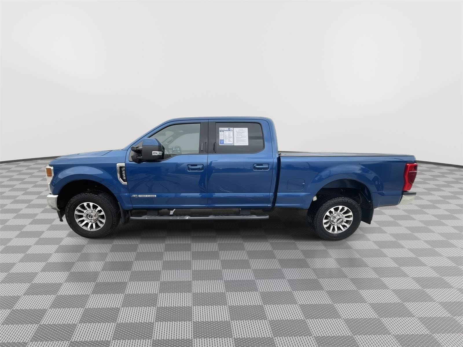 Used 2022 Ford F250 Lariat w/ Lariat Value Package AWD/4WD image 12