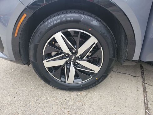 Used 2022 Kia Sorento S w/ Panoramic Sunroof Package image 32