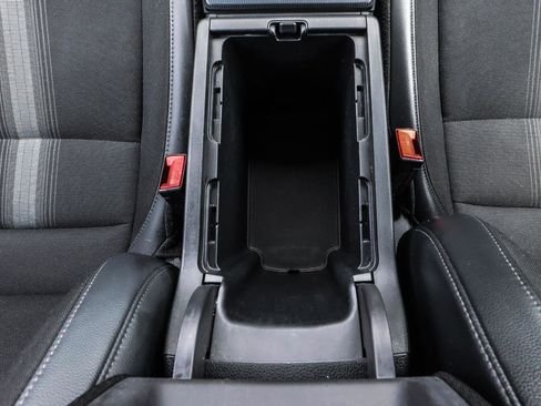 Used 2022 Honda Civic Sport image 28