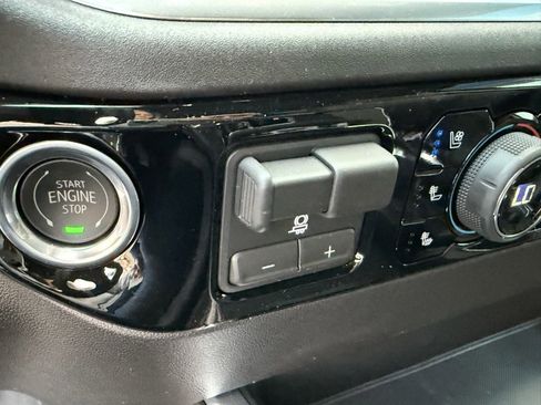 New 2026 Chevrolet Silverado 1500 LTZ w/ Z71 Off-Road Package image 22