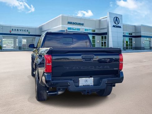 Used 2024 Toyota Tacoma TRD Sport image 4