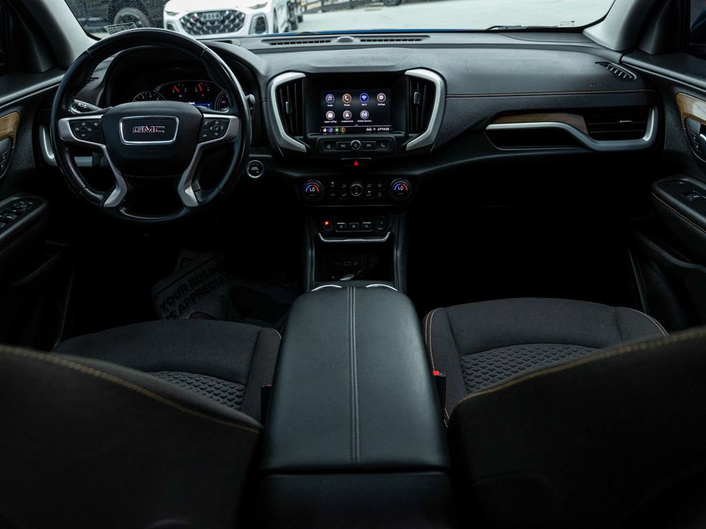 Used 2021 GMC Terrain SLE w/ Driver Convenience Package AWD/4WD image 30