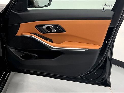 New 2025 BMW 330i Sedan image 19