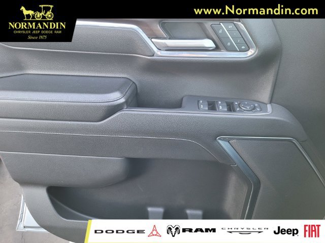 Used 2024 GMC Sierra 1500 SLT AWD/4WD image 15