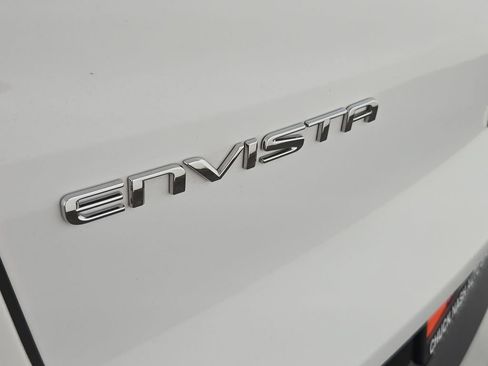 Used 2025 Buick Envista Sport Touring image 36