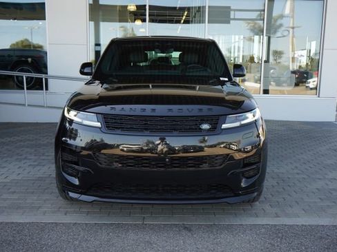 Used 2024 Land Rover Range Rover Sport Dynamic SE AWD/4WD image 3