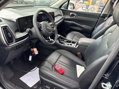 Used 2025 Kia Sorento X-Line EX AWD/4WD image 4