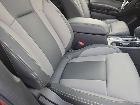 Used 2024 Subaru Ascent Onyx Edition image 23