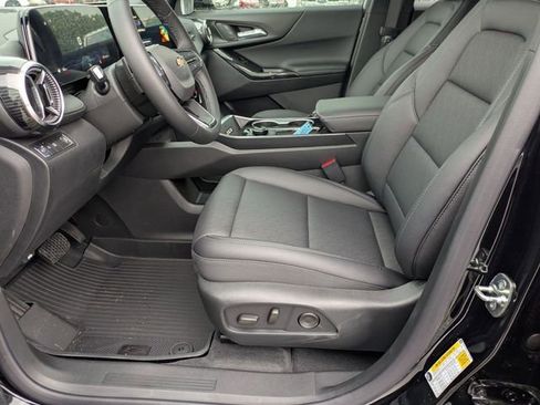New 2026 Chevrolet Equinox LT FWD image 11