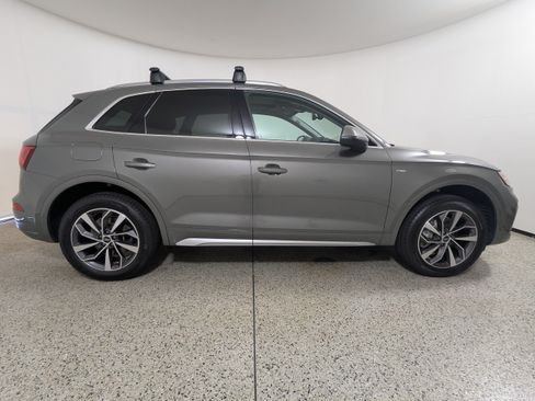 Used 2024 Audi Q5 2.0T Premium Plus AWD/4WD image 8