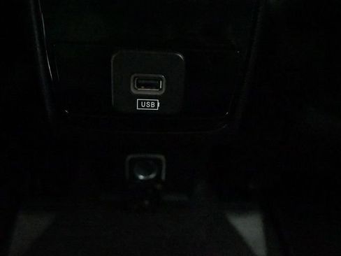 Used 2025 Jeep Compass Latitude AWD/4WD image 31