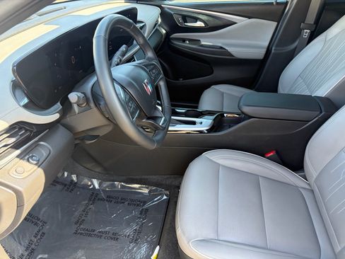 Used 2024 Buick Envista Sport Touring FWD image 11