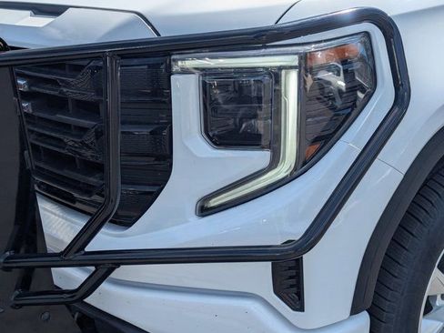 Used 2023 GMC Sierra 1500 Elevation w/ X31 Off-Road Package image 10