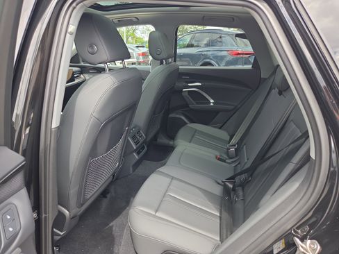 New 2025 Audi Q5 Premium Plus image 6