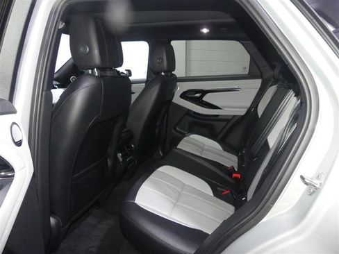 Used 2020 Land Rover Range Rover Evoque R-Dynamic SE AWD/4WD image 25