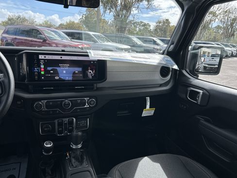 New 2026 Jeep Gladiator Sport image 37