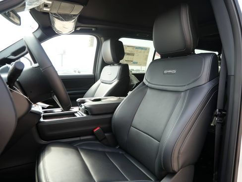 New 2027 Ford Expedition Max Platinum w/ Stealth Appearance Package AWD/4WD image 19