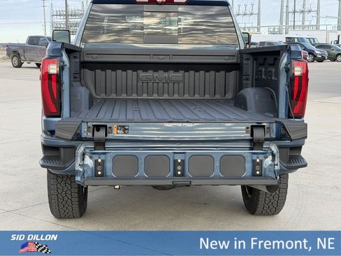 New 2026 GMC Sierra 3500 Denali image 5