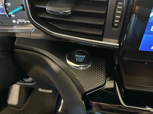 Used 2022 Ford Explorer ST-Line w/ Class IV Trailer Tow Package image 23