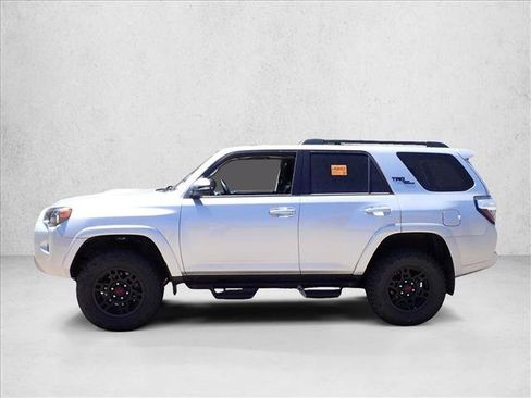 Used 2019 Toyota 4Runner TRD Off-Road Premium AWD/4WD image 7