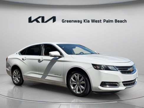 Used 2019 Chevrolet Impala LT FWD image 1