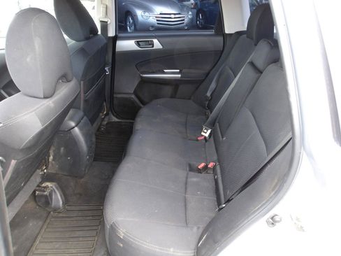 Used 2013 Subaru Forester 2.5X AWD/4WD image 10